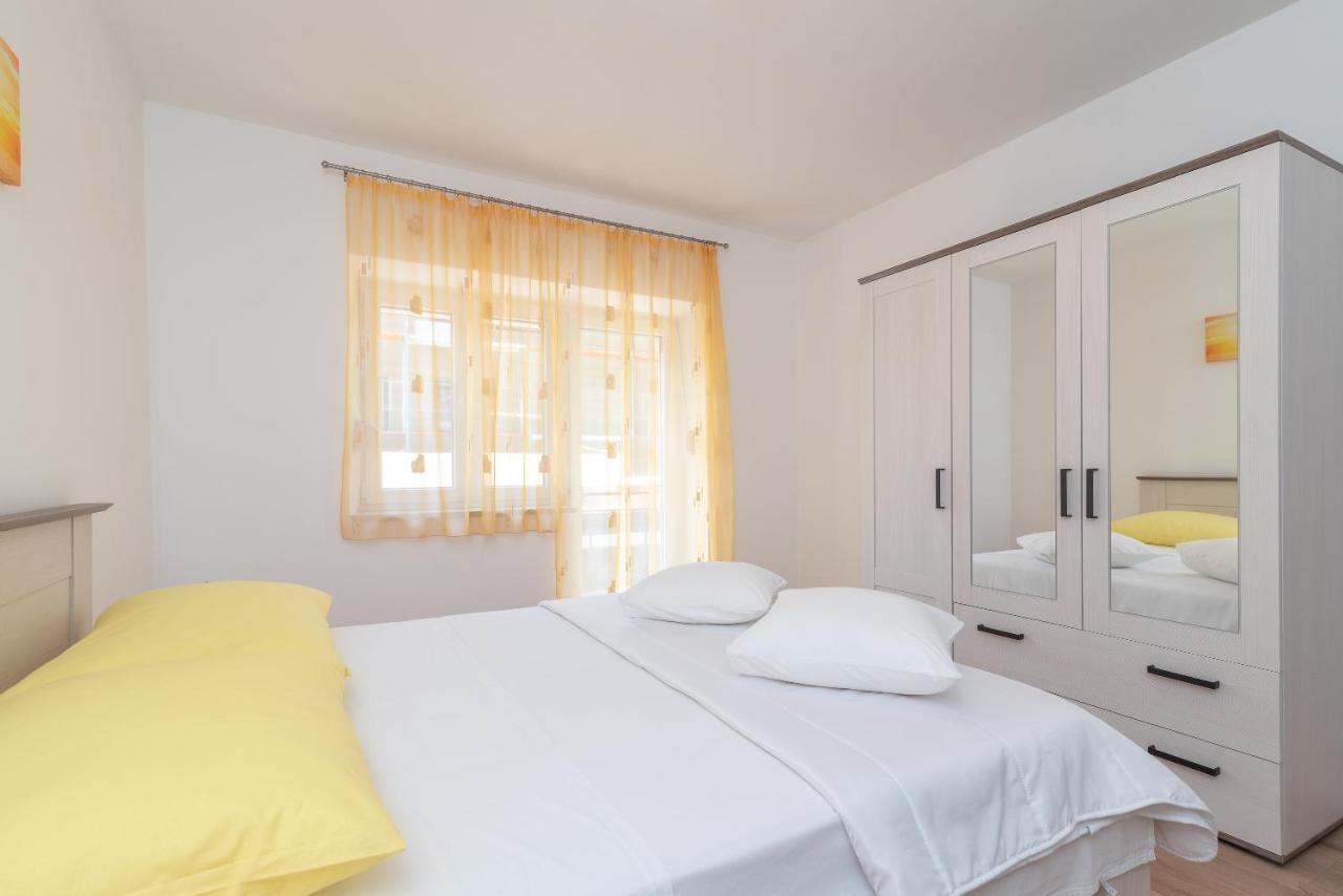 Apartman Galeb Trogir Exterior foto